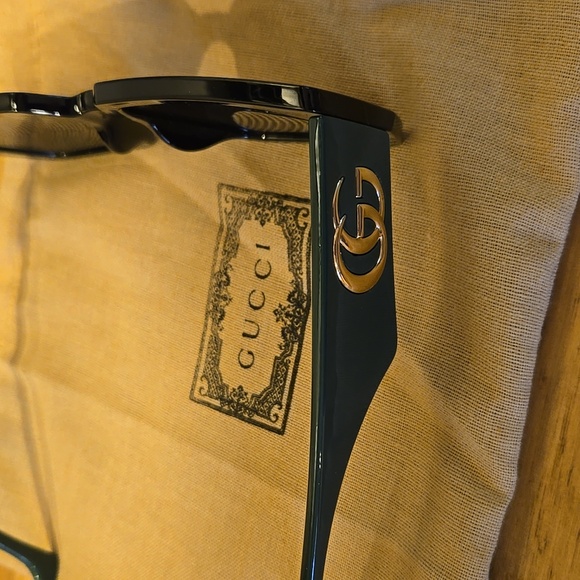 Gucci sunglasses - Picture 6 of 7